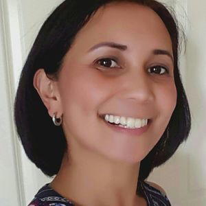 Meet your Posher, Lorna